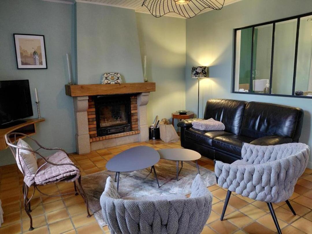 La Maison D'Eugenie Jourgnac Bagian luar foto